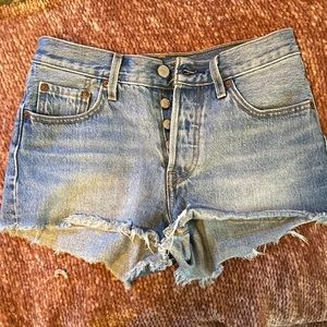 Vintage Levi’s shorts